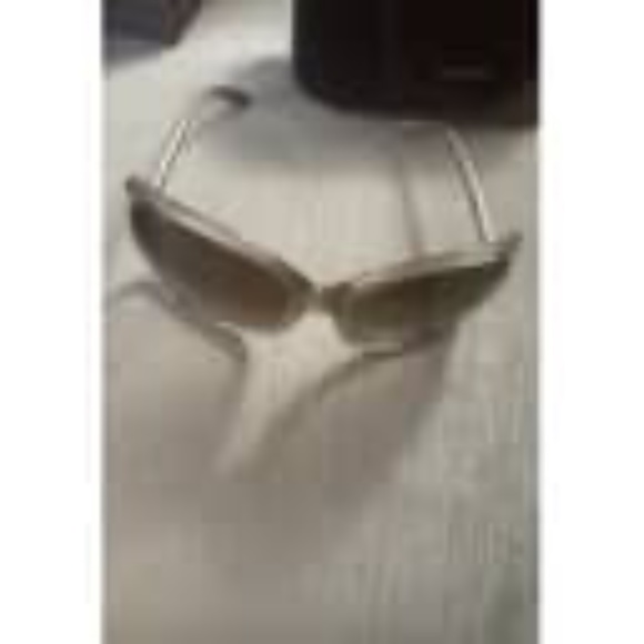 Tom Ford Anais sunglasses in beige and green. Original Box/Packaging Included